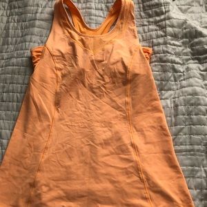 Lululemon top! Size 6. Great condition.